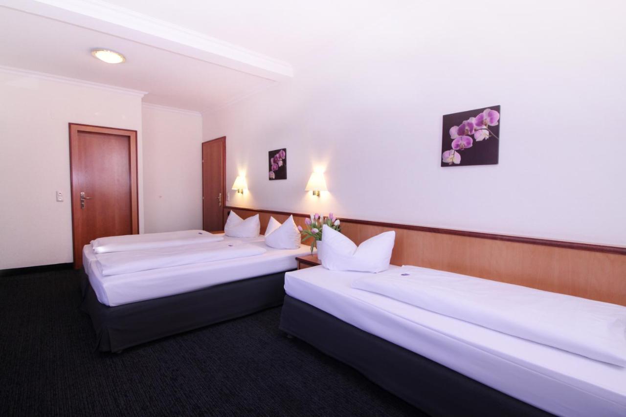 Landhotel Hirsch كمبتن المظهر الخارجي الصورة