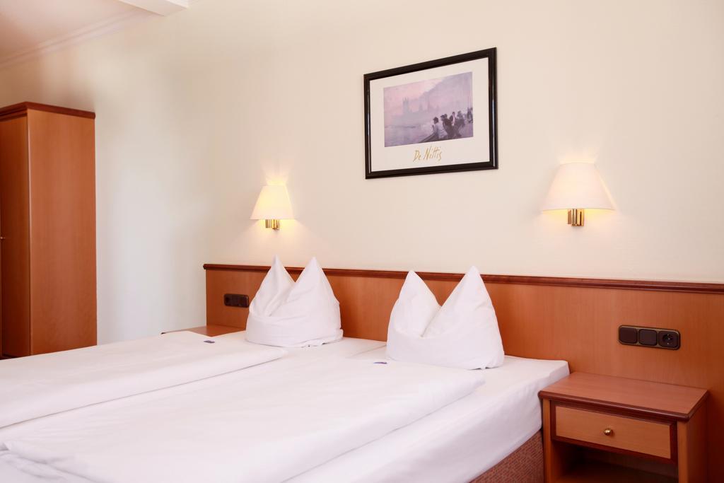 Landhotel Hirsch كمبتن المظهر الخارجي الصورة