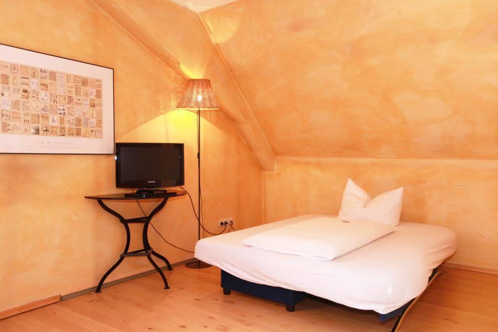 Landhotel Hirsch كمبتن المظهر الخارجي الصورة