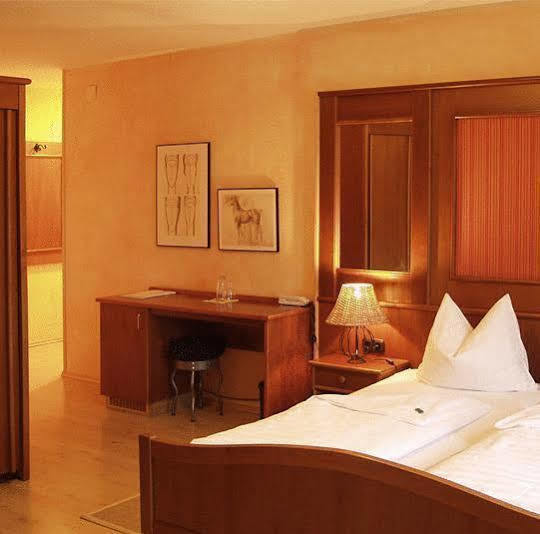 Landhotel Hirsch كمبتن المظهر الخارجي الصورة